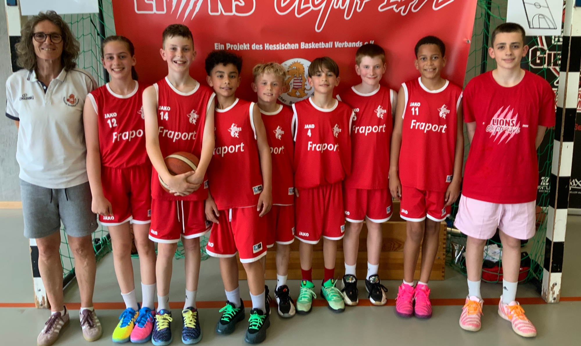 u12
